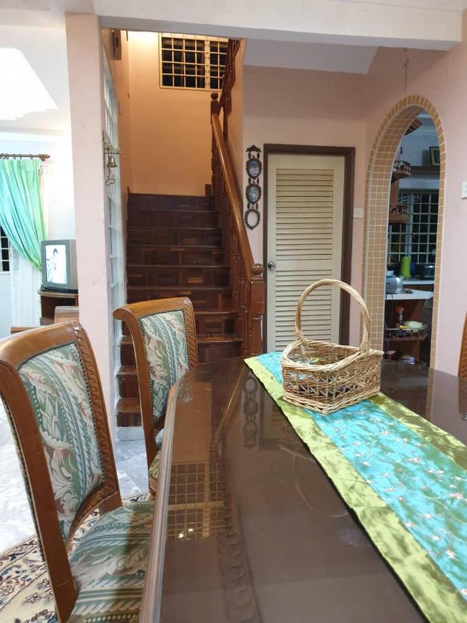 Lavender Impian Homestay Каджанг Экстерьер фото