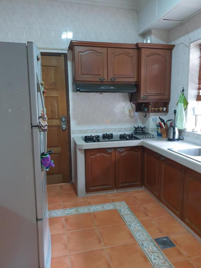 Lavender Impian Homestay Каджанг Экстерьер фото